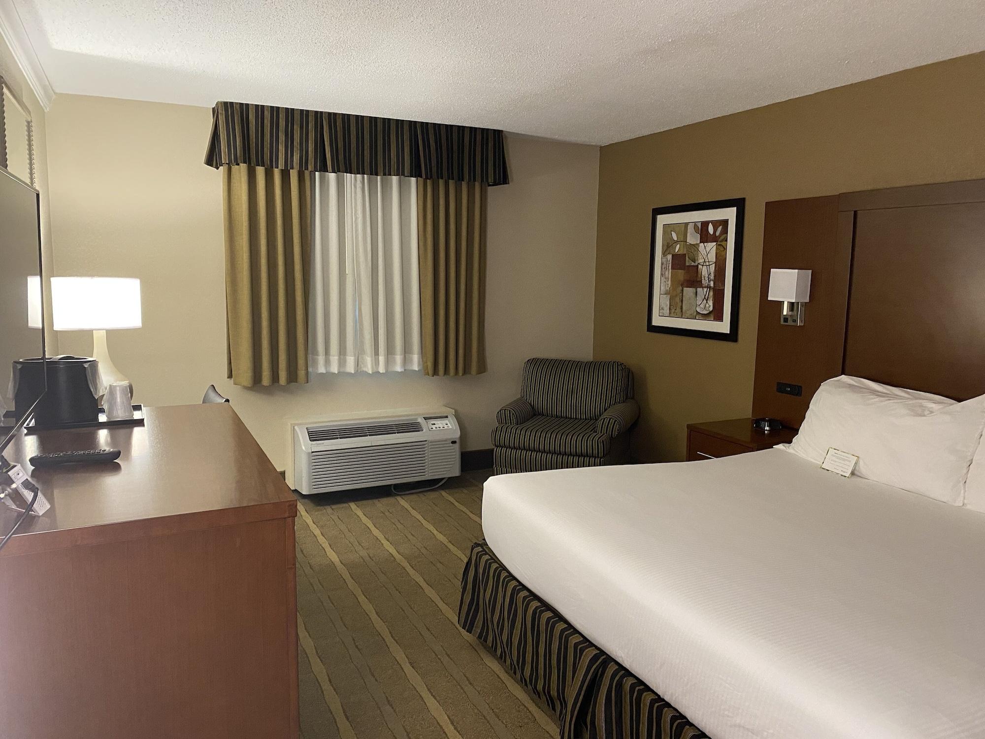 Отель Wyndham Garden Уорсо Экстерьер фото