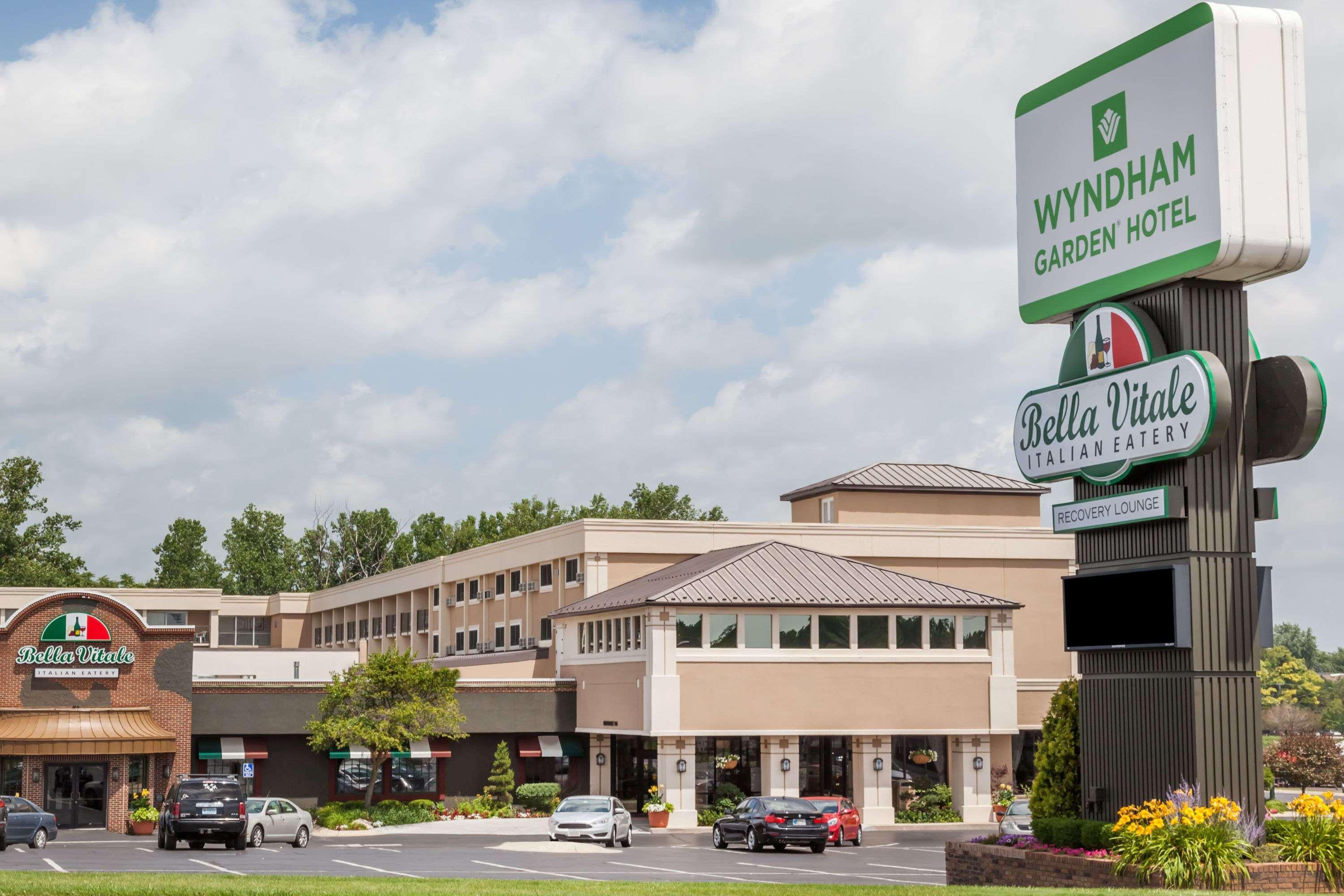 Отель Wyndham Garden Уорсо Экстерьер фото